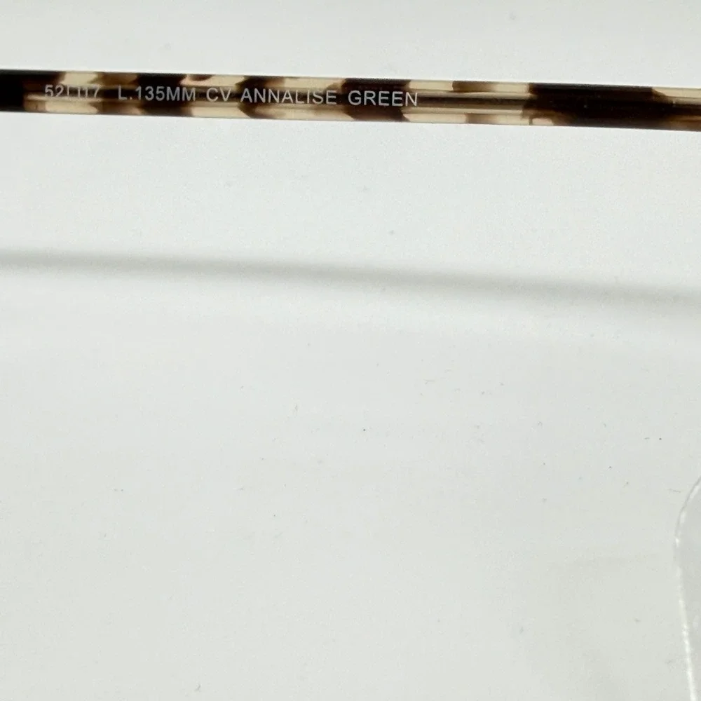 BCBGMaxAzria measurements lens